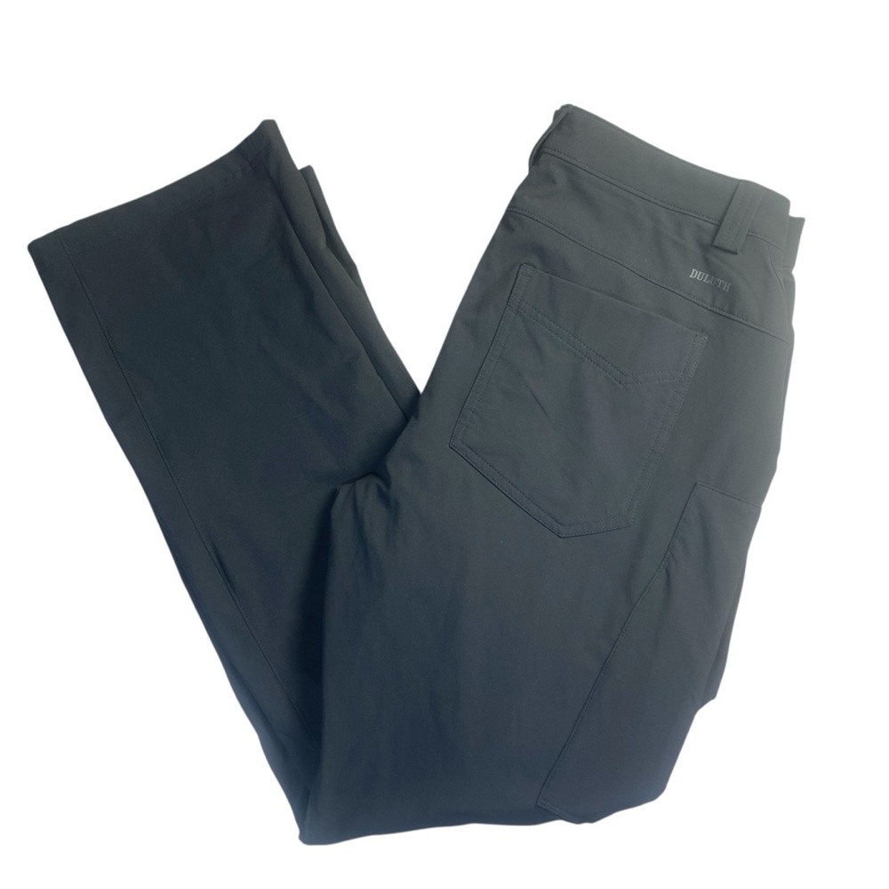 Duluth Trading Co Black Cargo Pants with Durable Design
